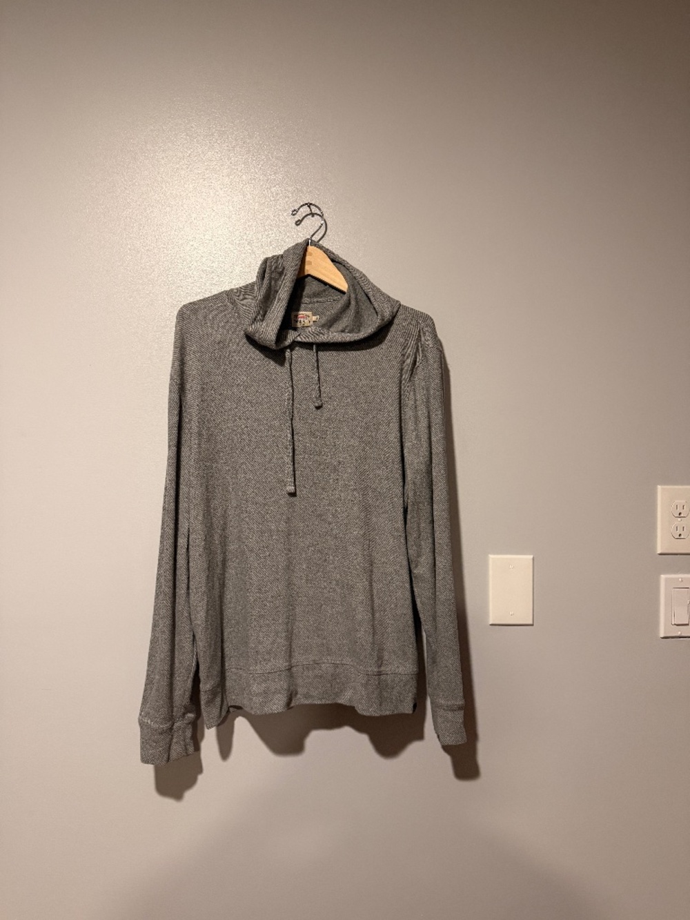 Faherty Legend Sweater Hoodie